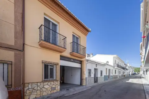 Casa en Jatar