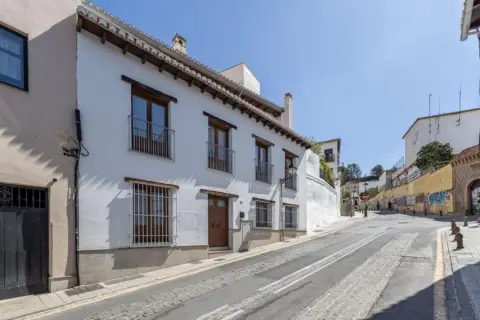 House in Granada Capital