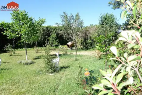 Finca rústica en 05003