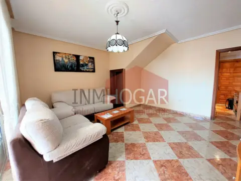 Casa adosada en Centro