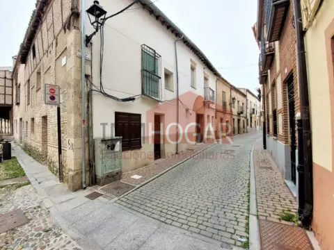 Casa adosada en Céntrico
