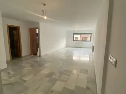 Apartamento en calle de Lérida
