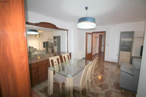 Piso en calle Grabador David Roberts