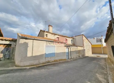 Casa en calle del Cierzo