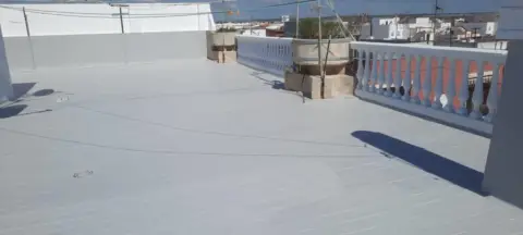 Piso en Paseo de las Palmeras