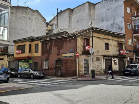 Casa en calle de Valladolid