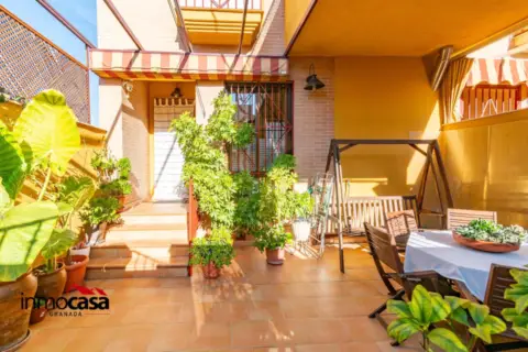 Casa pareada en Vega de Granada Zona Noroeste
