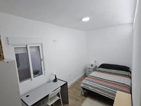 Piso en Campus de La Salud