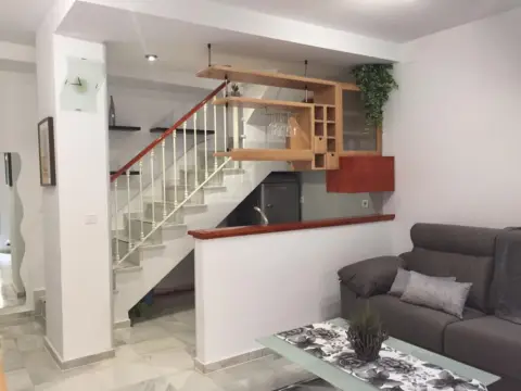 Piso en calle Jerónimo Hernández