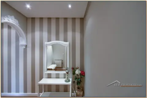 Piso en calle de Santa Clara, 10