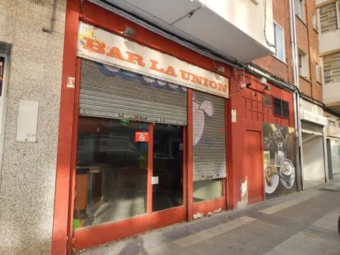 Local comercial en Atarrabia Etorbidea, 10