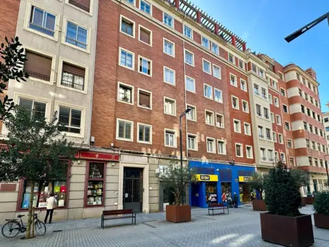 Piso en calle de Tafalla, 13