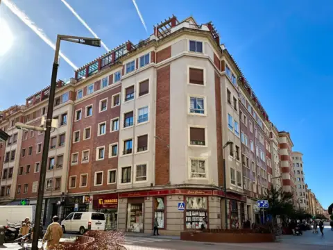 Piso en calle de Tafalla, 13