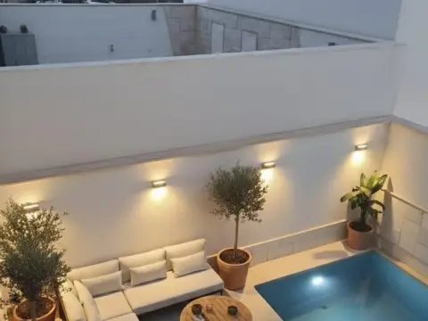 Chalet en Corte Ingles Nuevo