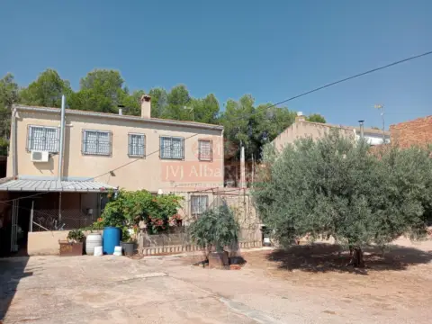Casa en Nava de Abajo