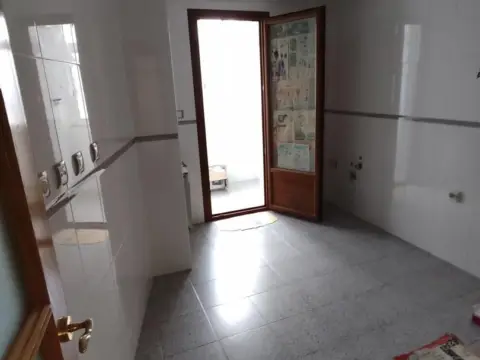 Piso en Ensanche-Franciscanos