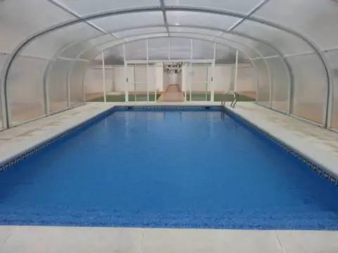 Casa adosada en Facultad de Medicina