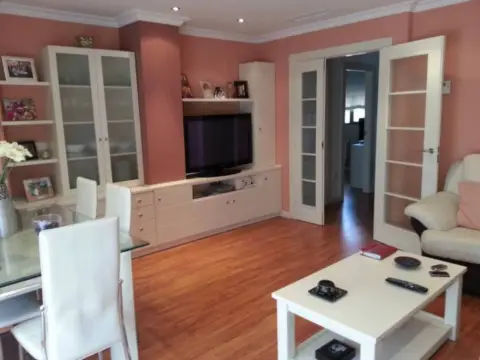 Casa adosada en Facultad de Medicina