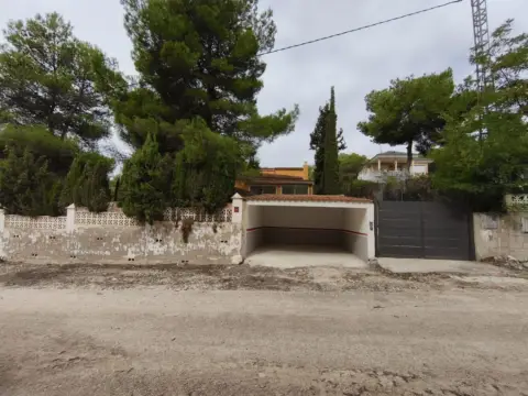 Chalet en Urbanización Terol F, 166