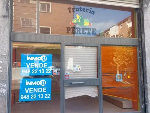 Local comercial en calle del Pico de Ori, 8