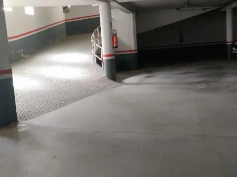 Garaje en calle de Lizarra