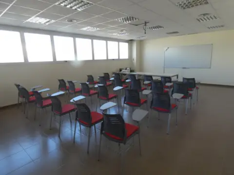 Nave industrial en Los Arcos