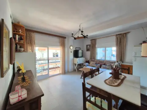 Apartamento en calle de la Costa Templada, 2