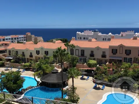 Dúplex en Avenida J.M. Galván Bello