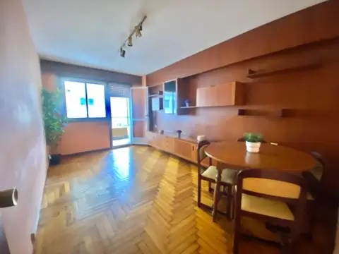 Piso en calle del Conde de Torrecedeira