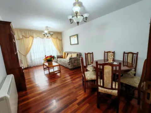 Piso en Avenida de Ourense