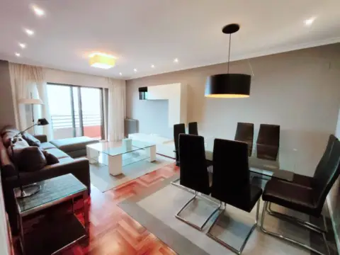 Piso en calle del Conde de Torrecedeira