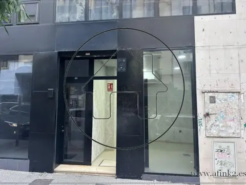 Local comercial en calle Ginés Martín, 23