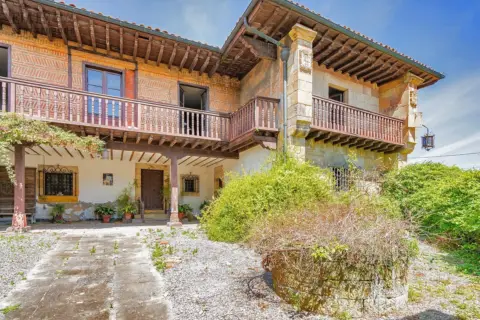 Casa en calle La Cochera