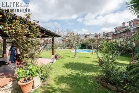 Chalet en Paseo Fernández Vallejo