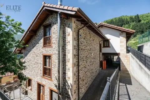 Casa en calle Arriba