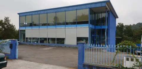 Nave industrial en calle Ou-0517