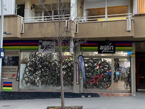 Local comercial en Fabrica Nova