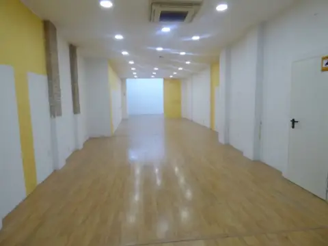 Local comercial en Manresa Centre