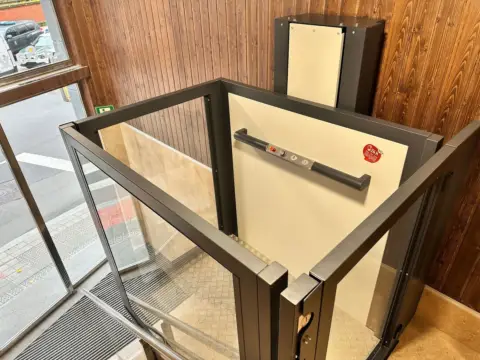 Piso en Plaza de la Salve