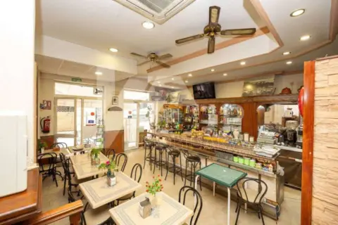 Local comercial en calle Navas