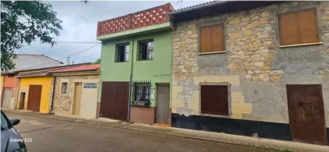 Casa rústica en calle de las Cuevas