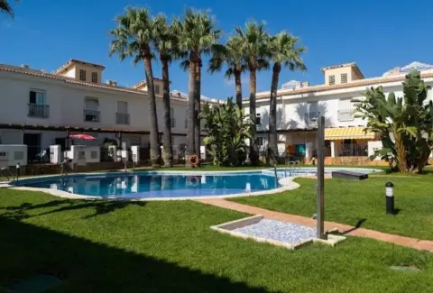 Casa adosada en Carrer de Ausías March