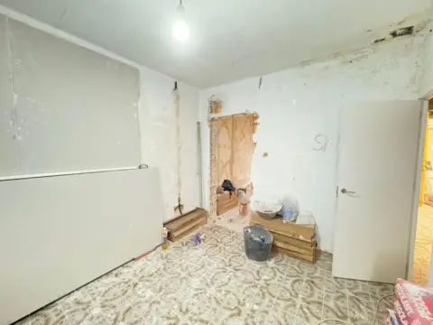 Piso en calle de Salvador Allende