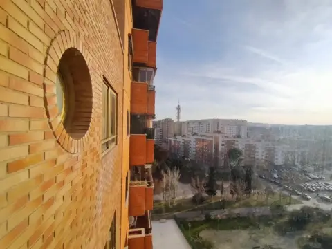 Piso en calle de la Duquesa de Villahermosa