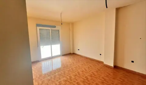 Piso en calle de Torremolinos, 13