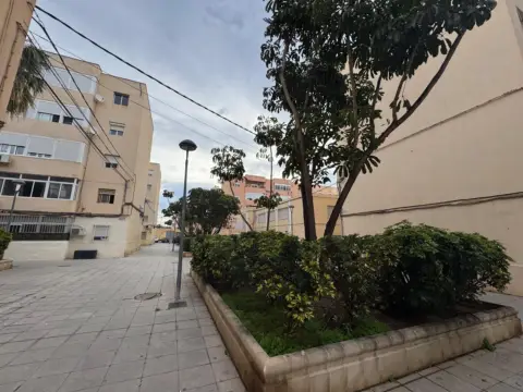 Piso en calle de Aguadulce, 2