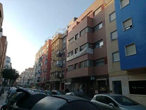 Piso en calle de Jaúl, 29