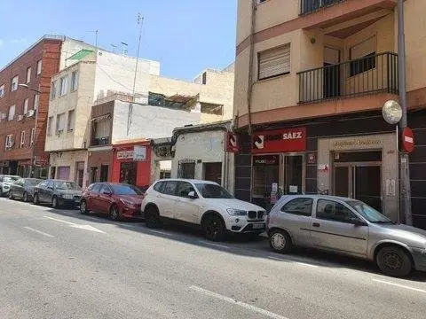 Piso en calle Sicardo, 50