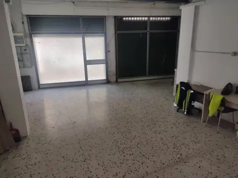 Local comercial en Oms I de Prat