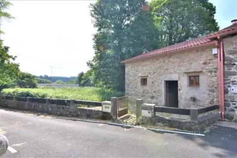 Casa adosada en Avenida de la Castellana, 24